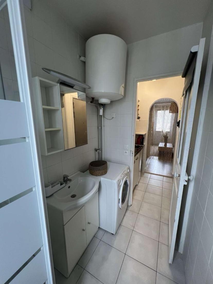 Charmant Appartement Aux Portes De Paris - 2Pax サン・トゥアン エクステリア 写真